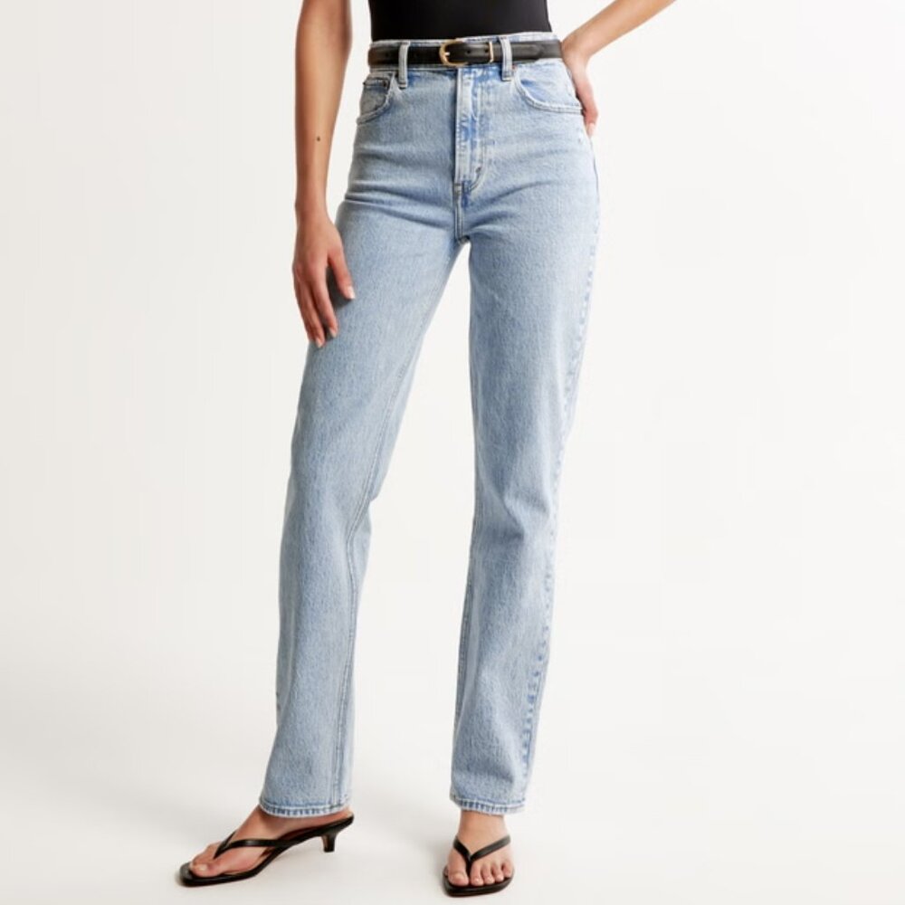 Abercrombie Ultra High Rise 90s Straight Jeans, 28 Short - Like New WO Tag